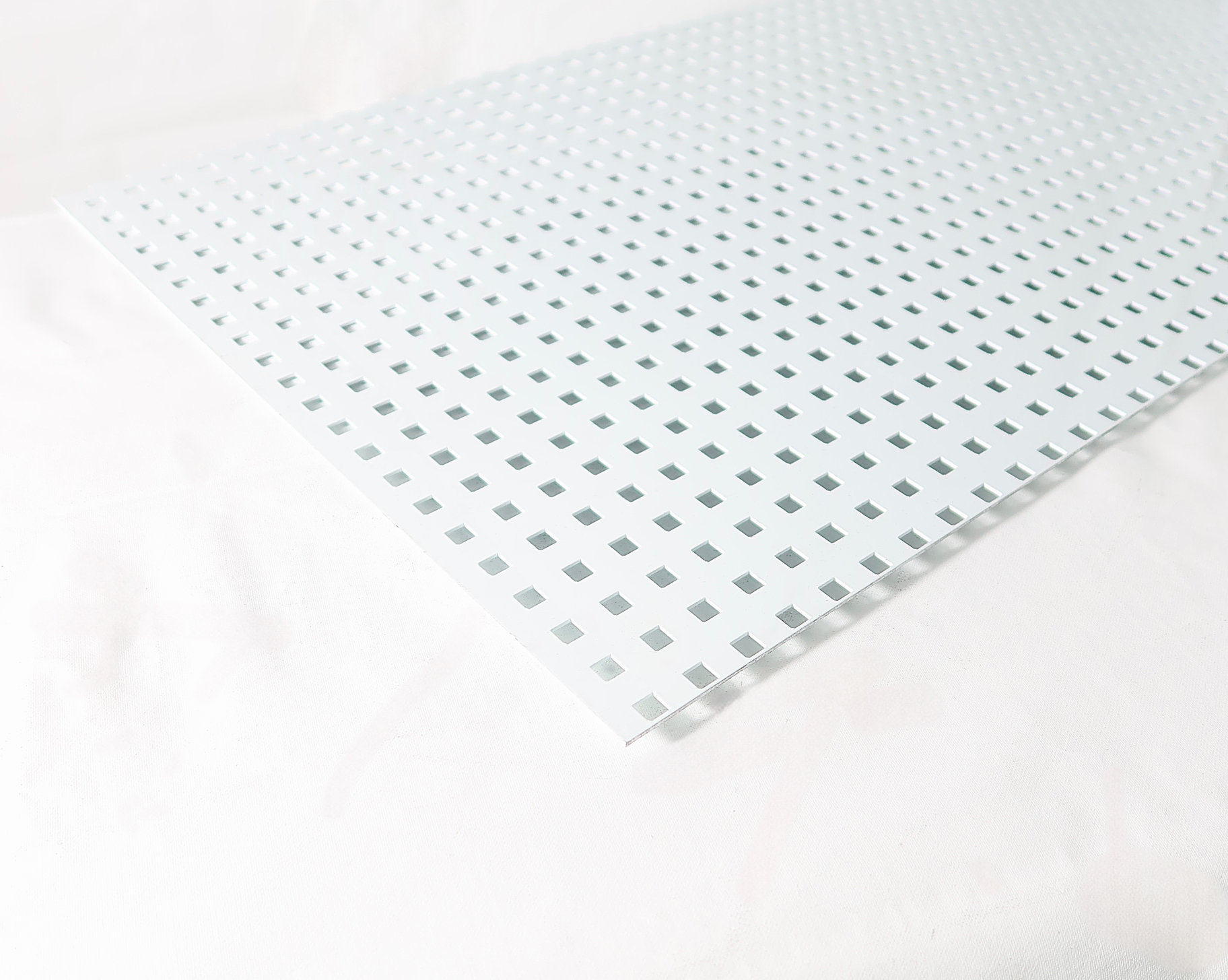 Aluminio Perforado Cuadrado