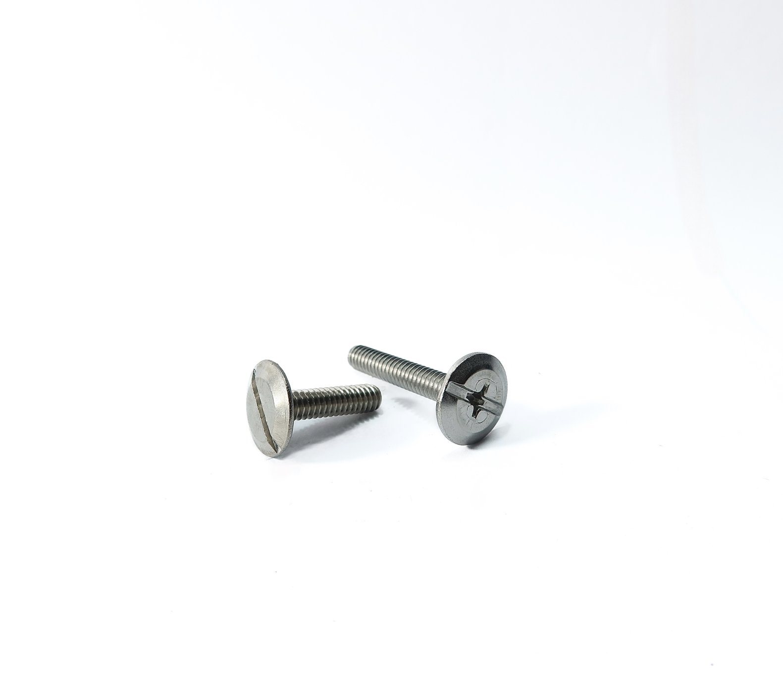 Tornillos para expansiones